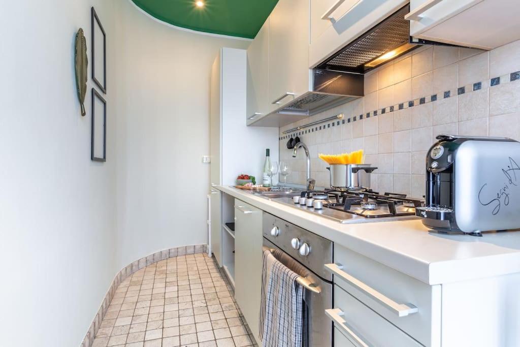 Appartamento Sterlizia-Loft Elegante-In Centro A Piedi Siena Esterno foto